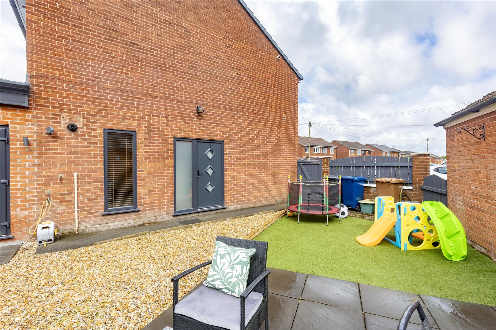 2 bed property in Doodstone Drive, Preston